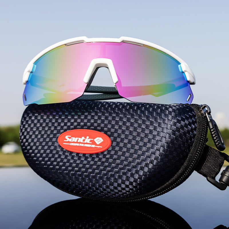 Polarized-White Frame