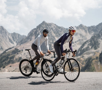 Techniques of road bike cycling in winter