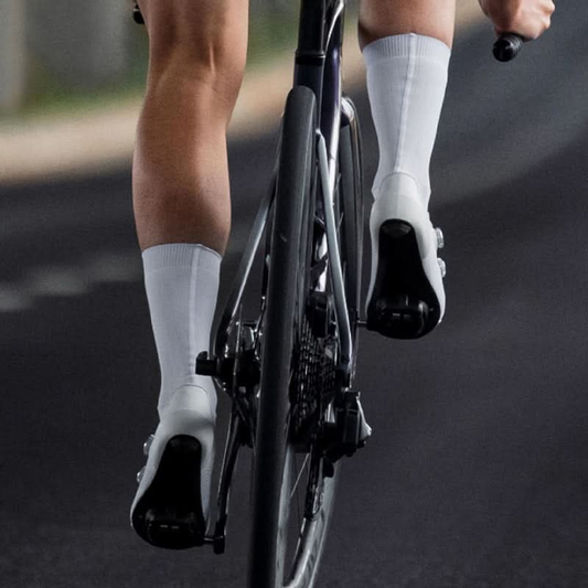 carbon cycling shoes