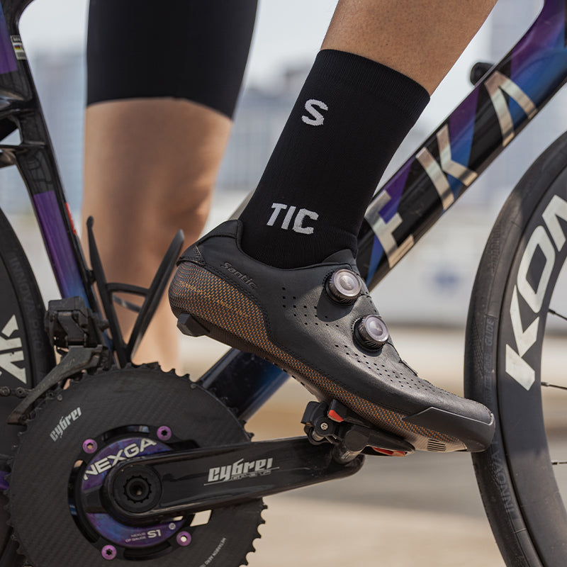 Santic Cruise Carbon Road Shoes for Wide Toes